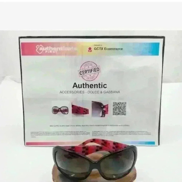 Dolce and Gabbana women’s designer luxury sunglasses. Marbleized colors. COA Inc - Picture 1 of 10